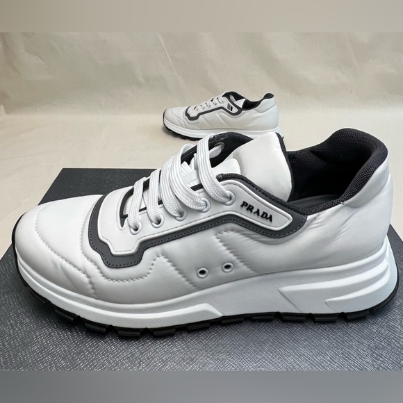 PRADA NIB 4E3382  WHITE NYLON GRAY GABARDINE LOGO SNEAKERS  US7  UK6  IT40 NWT - Picture 9 of 15